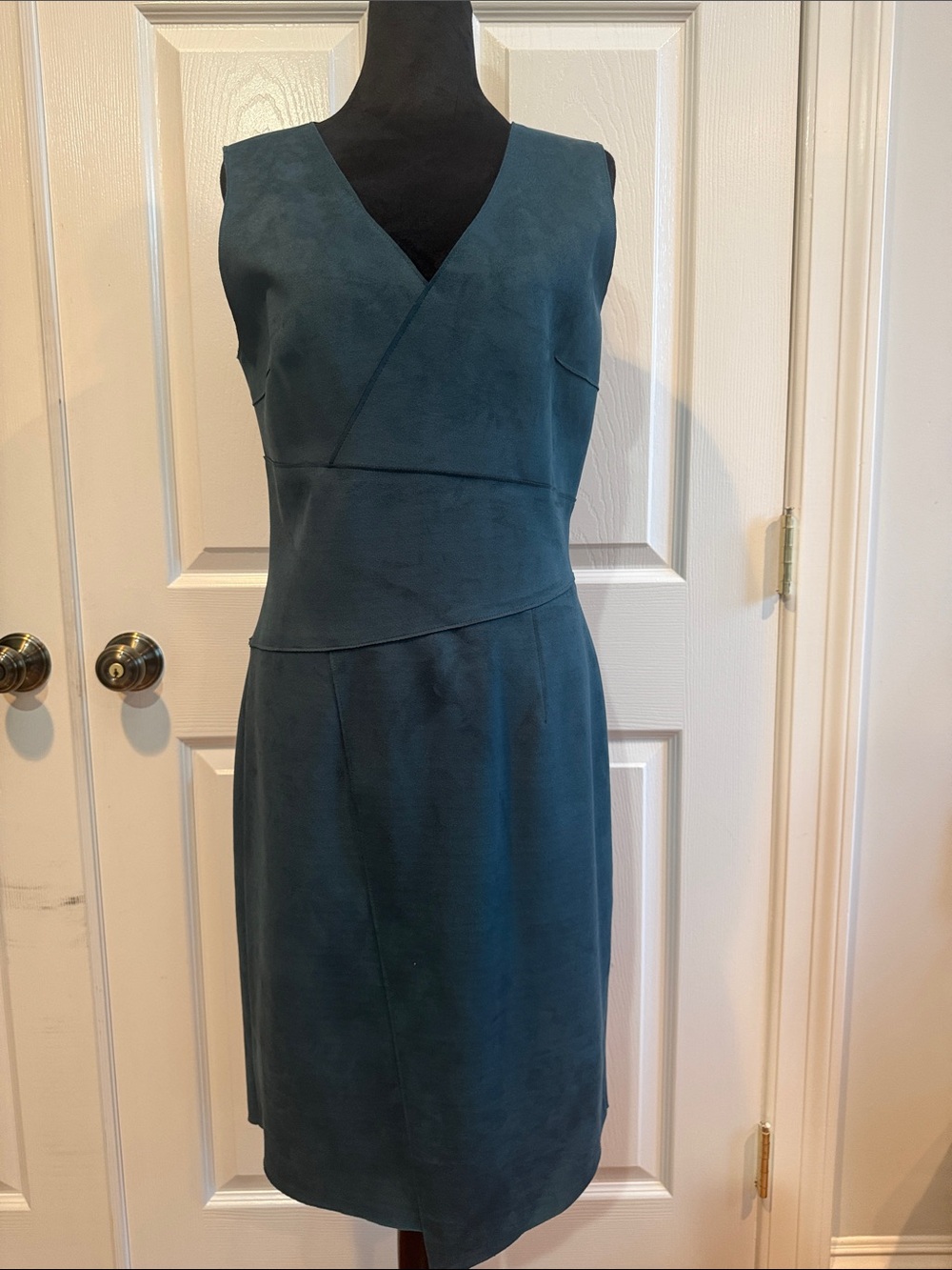 Tahari Teal V-Neck Sleeveless Sheath Dress